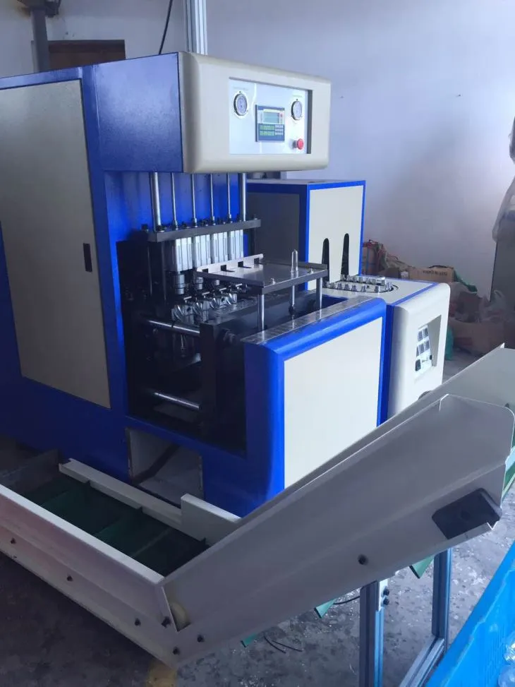 Framleiðandi bein sala PET blásari fyrir hönd plastflöskublástursmótunarvél